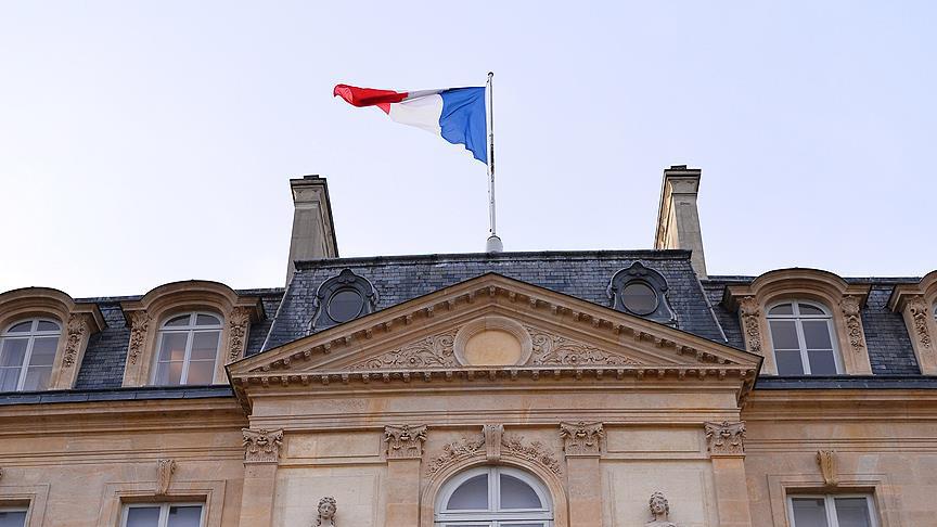 Fransa füze denemesini kınadı