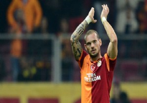 Wesley Sneijder atıyor Galatasaray kazanıyor!