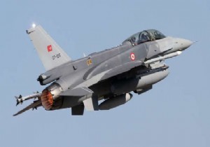 Ege ve Akdeniz de Türk F-16 larına Yunanistan tacizi!