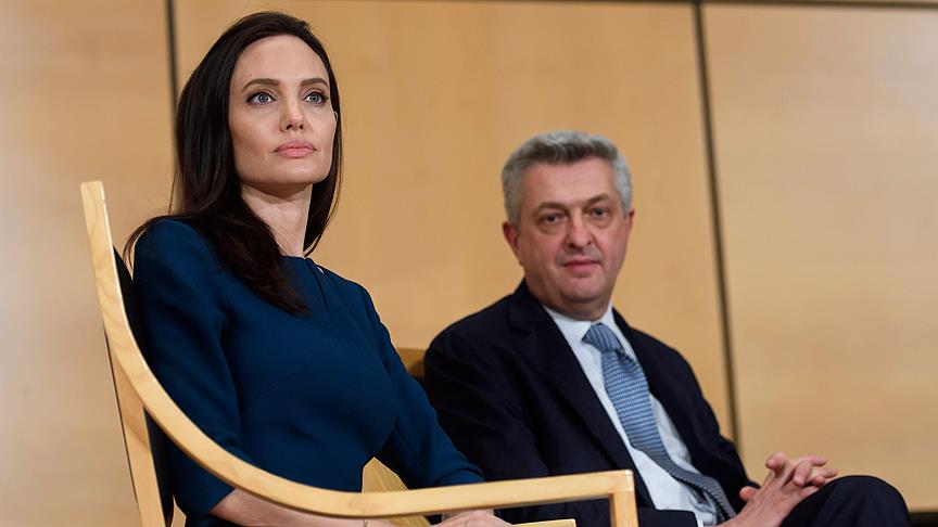 Angelina Jolie BM yi eleştirdi