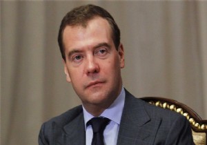 Putin den sonra Medvedev de  soykırım  dedi!