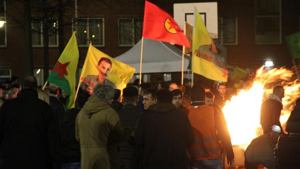 Hollanda dan PKK ya izin