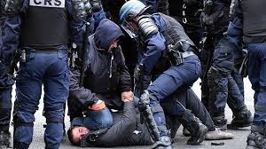 Fransa da bin 961 kişiye gözaltı!