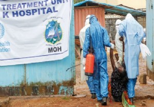 Ebolalıların Karantinalarda Ölüme Terk Ediliyor!