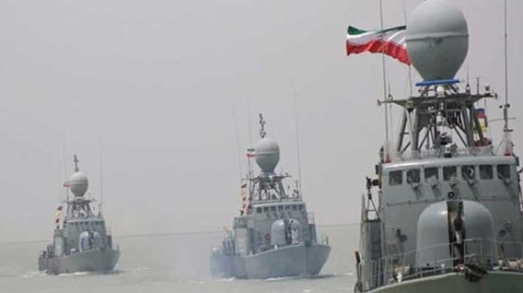 Flaş haber! İran gemisi ABD helikopterine silah doğrulttu