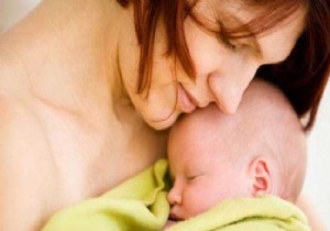 İlk tüp bebek Dilek Katrancı Akar ın annelik sevinci!