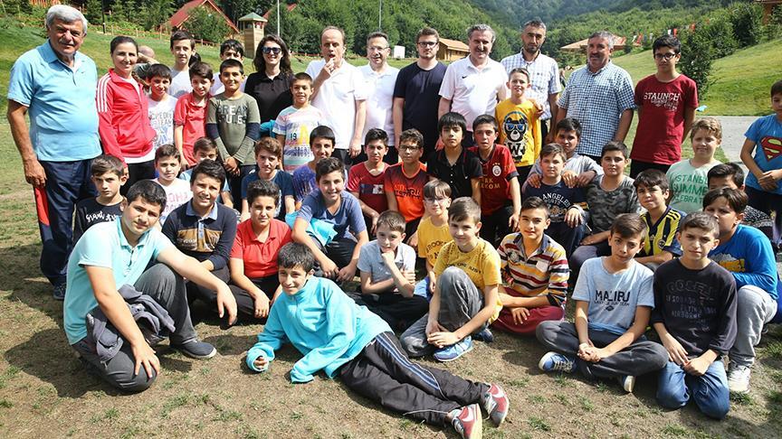 Osman Aşkın Bak ın gençlerle spor günü