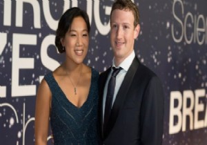 Facebook un babası Zuckerberg baba olacağını açıkladı!