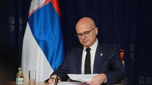 Sırbistan da 139 günde yeni hükümet kuruldu