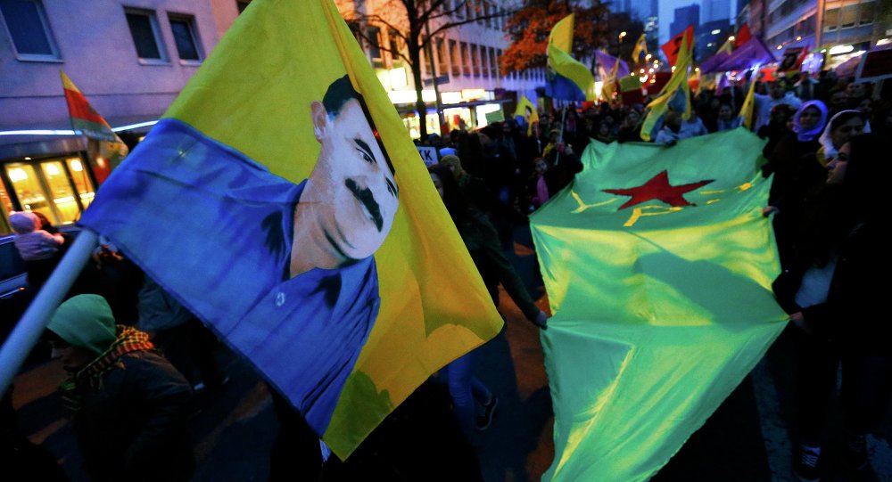 Almanya, PKK ile ilişkilendirdiği merkezin gösterilerini yasakladı