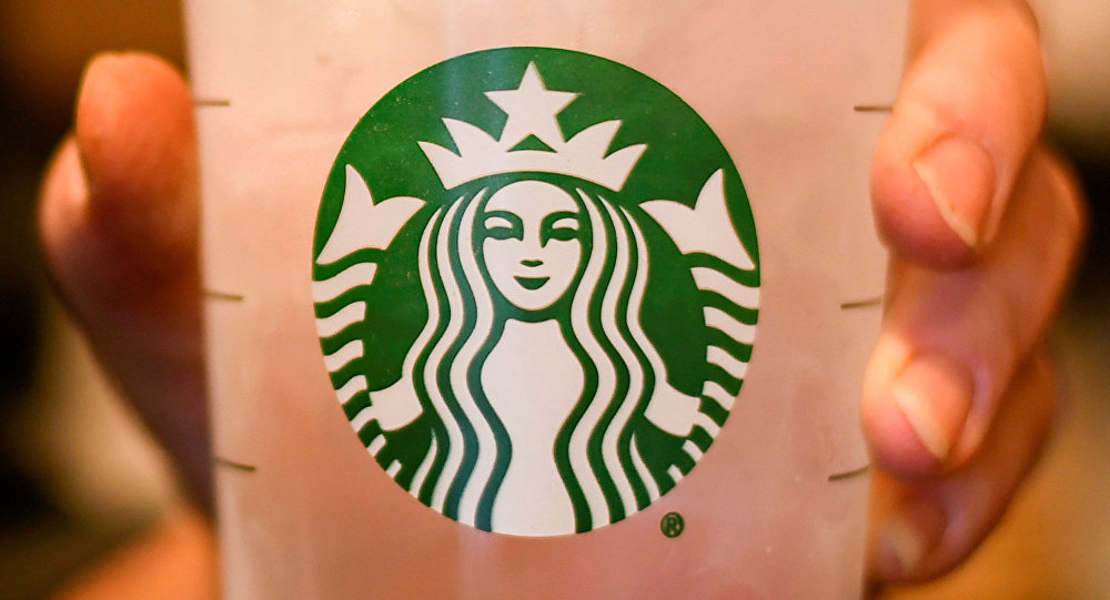 Starbucks tan plastik yasağı