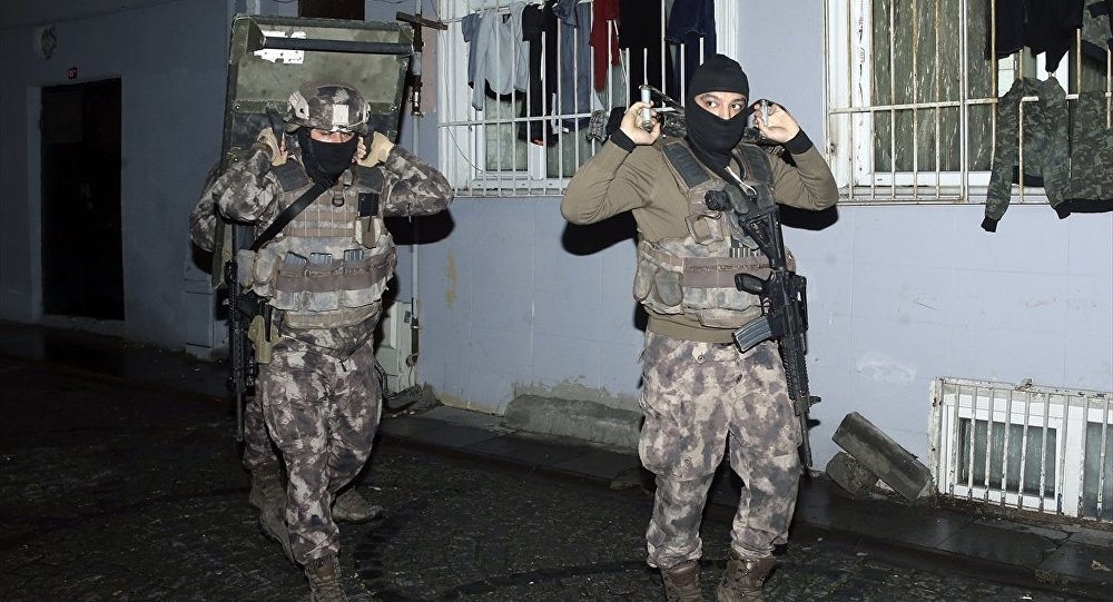 İstanbul da IŞİD operasyonu: 7 gözaltı