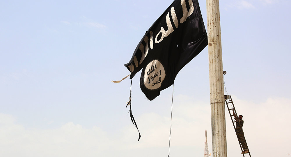 Çobanlar, IŞİD liderlerinin 25 milyon dolar değerindeki gömüsünü yağmaladı