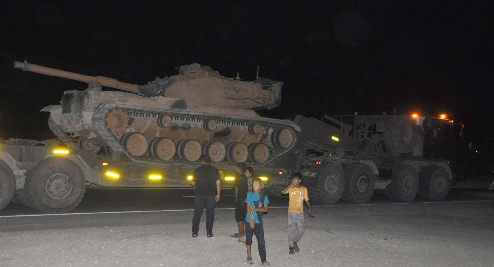 Suriye sınırına tank ve obüs sevkiyatı
