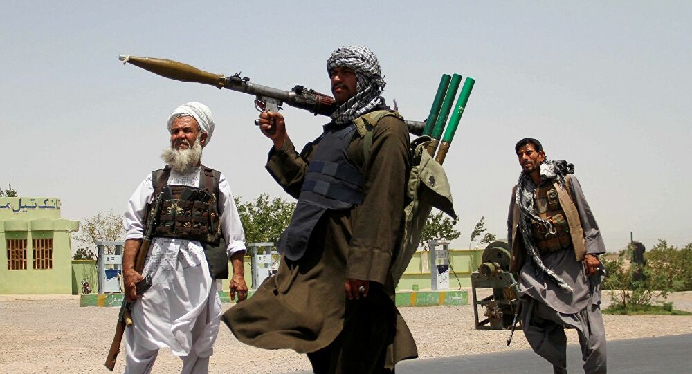 Taliban üç vilayeti ele geçirdi!