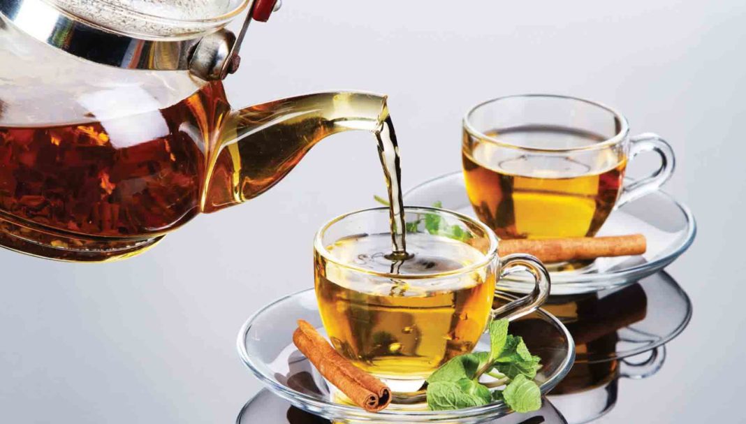 Çayı kaynar içmek, kanser riskini arttırıyor!