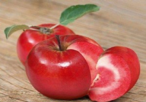  İçi kırmızı renkli elma  yetiştirilecek!
