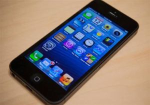 Apple, şimdi de iPhone 5’lerin bataryasını değiştirecek.