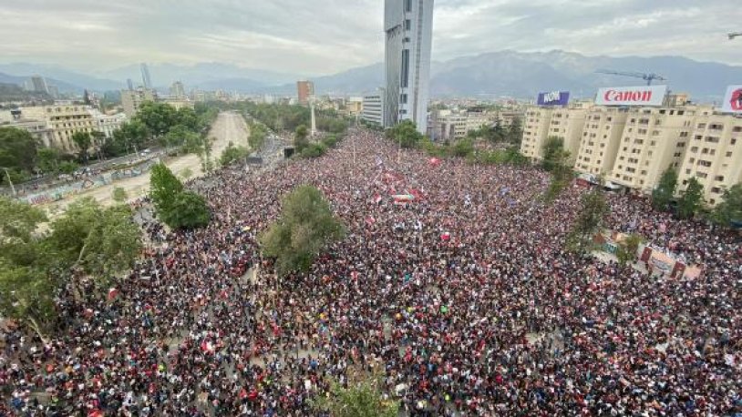 Şili’de gösteri: 1.2 milyon kişi katıldı