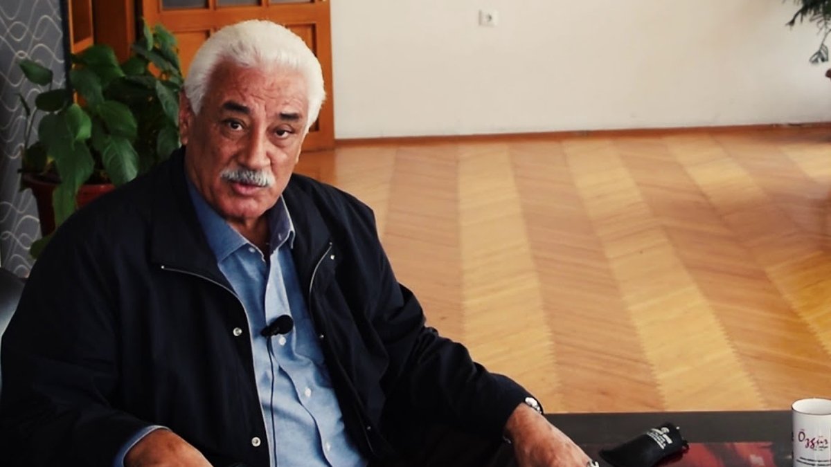 Türk Halk Müziği nin efsane sesi hayatını kaybetti