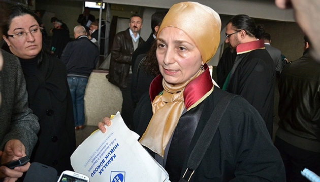 Mustafa Kamalak ın eşi: