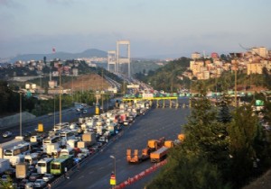 Bayram geldi... İstanbul un trafik çilesi başladı!