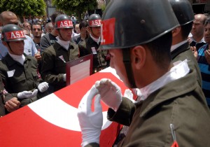 Diyarbakır da polise silahlı saldırı: 1 şehit