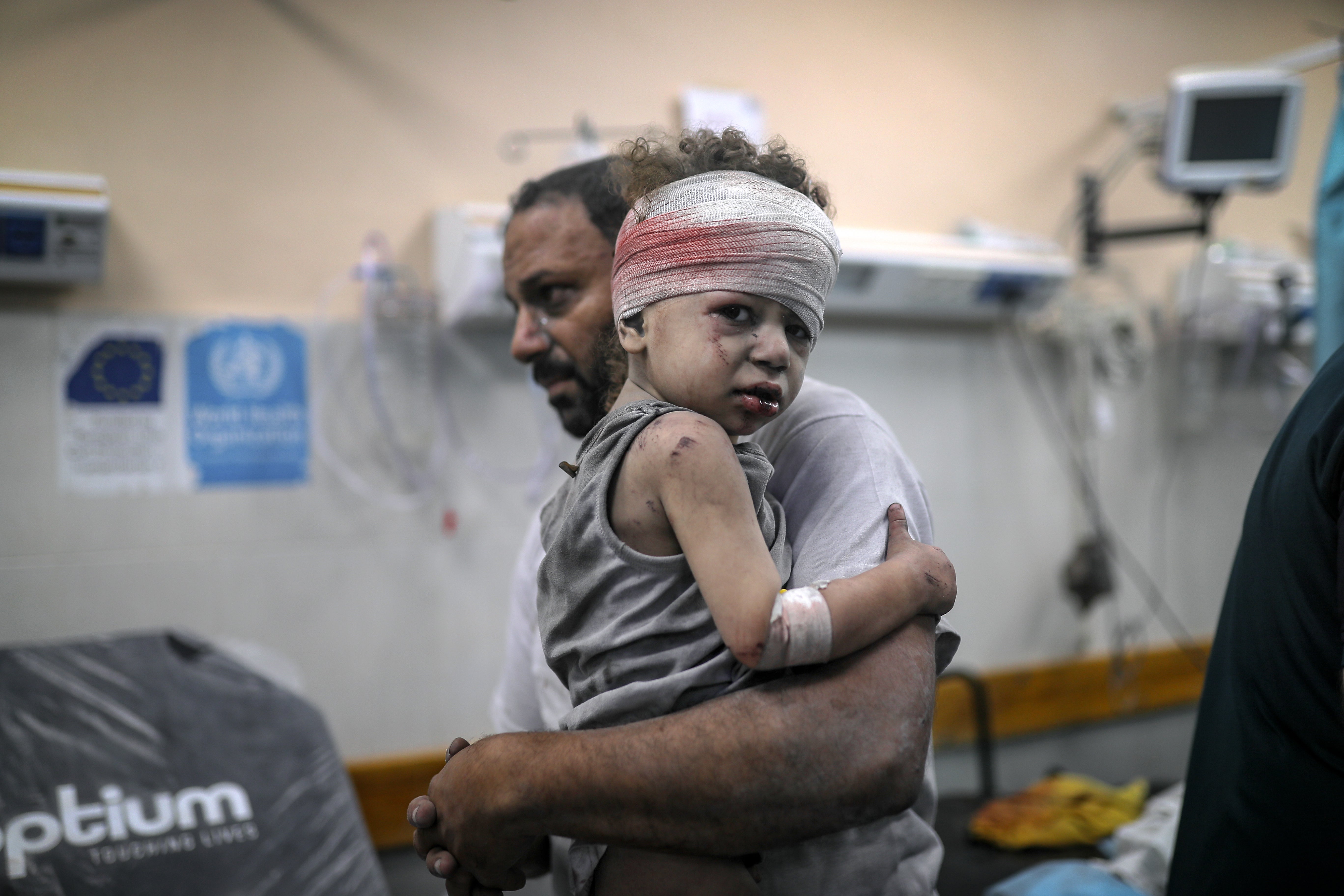 Hamas: İsrail, Filistinlileri göçe zorlamak için Gazze de hastaneleri hedef alıyor