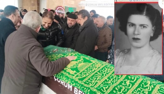 C�neyt �zdemir�in annesi hayat�n� kaybetti