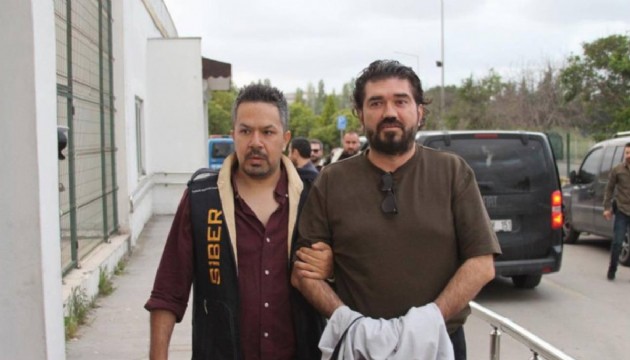Rasim Ozan K�tahyal� Maltepe Cezaevi�ne nakledildi