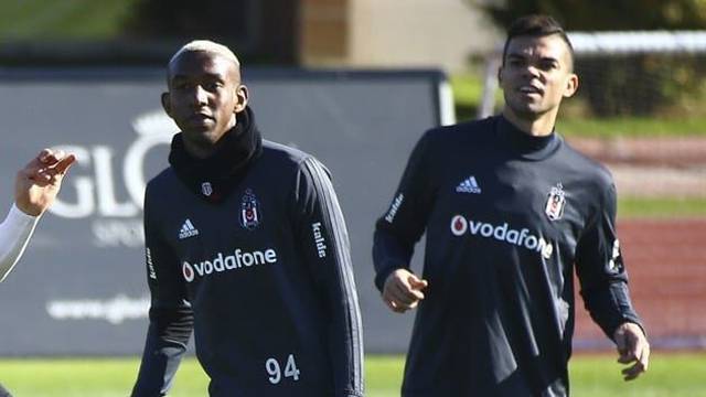 Pepe ve Talisca Fenerbahçe maçında yok