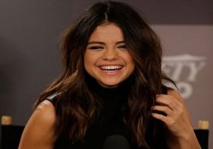 Selena Gomez:Justin Bana çıplak fotoğraflarını gönderdi!