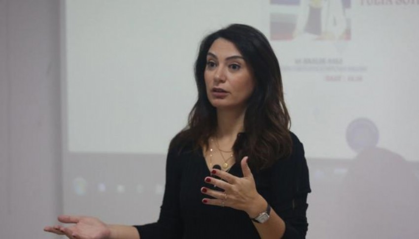 Gazeteci Fulya Soyba�'tan, AK Parti Genel Ba�kan Yard�mc�s� H�seyin Yayman�la r�portaj: AK Parti�de ikinci 25 y�l