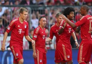 Bayern e 2 yıldızdan kötü haber!