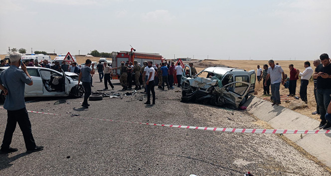 Diyarbakır’da feci kaza: 3 ölü, 4 yaralı