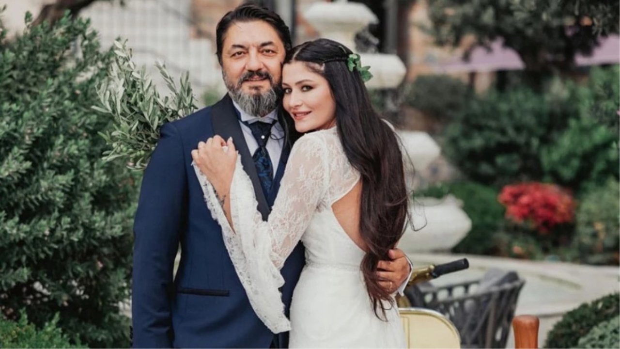 Deniz Çakır, 2 yıllık sevgilisi ile evlendi