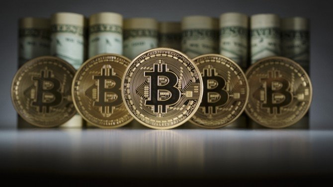 Bitcoin 10 bin doları geçebilir