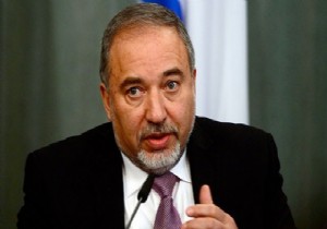 İsrail Dışişleri Bakanı Liberman istifa etti!