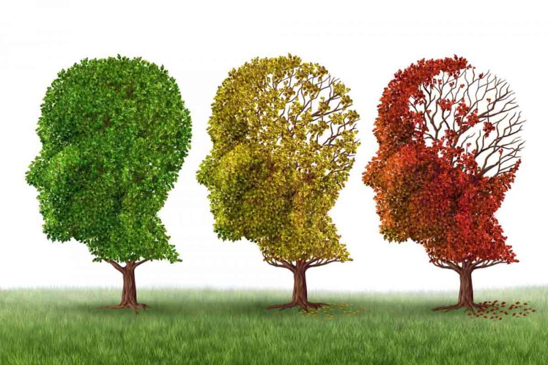 Alzheimer ın belirtileri görülmeden yıllar önce izlenebilecek
