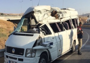 Sivas ta korkunç kaza: 3 ölü, 14 yaralı