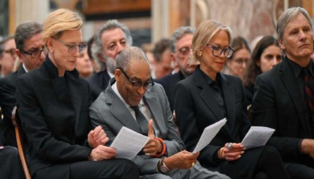 Vatikan'da yldzlar grld! Hollywood'u misafir ettiler