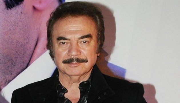 Orhan Gencebay hastaneye kald�r�ld�
