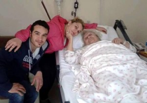 Sinema sanatçısı Karındaş hastaneye kaldırıldı!