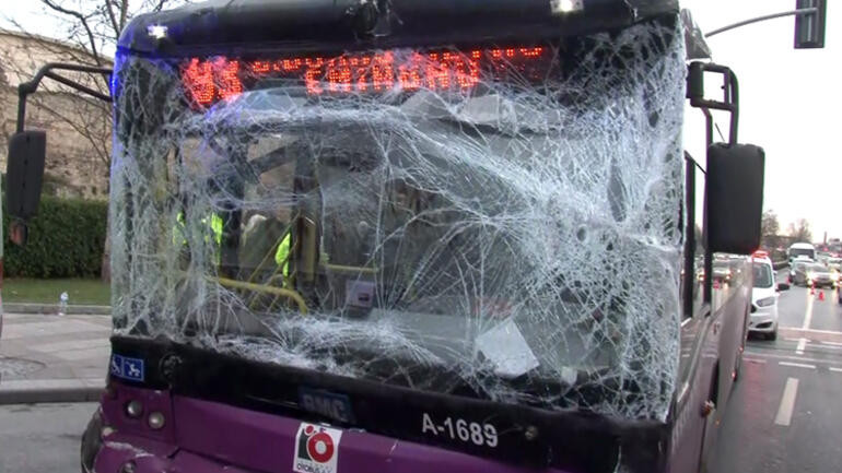 Zeytinburnu nda otobüs kazası!