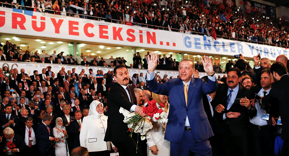 Dilipak tan şaşırtan AK Parti açıklaması