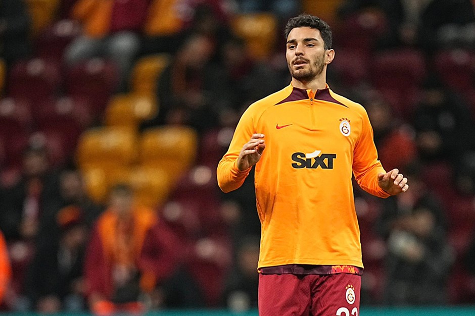 Galatasaray da sakatlanan Kaan Ayhan maça devam edemedi