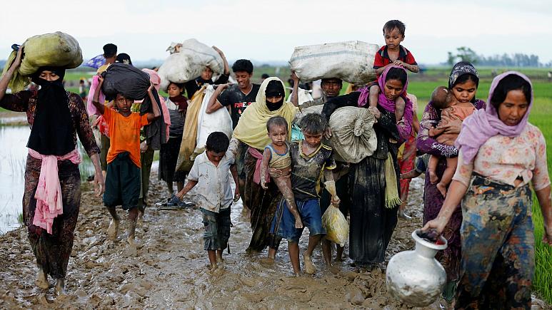 Muson yağmurları binlerce Arakanlı mülteciyi yerinden etti