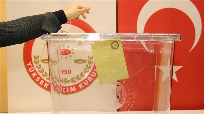 İstanbul Havalimanı nda oy verme işlemine devam ediliyor