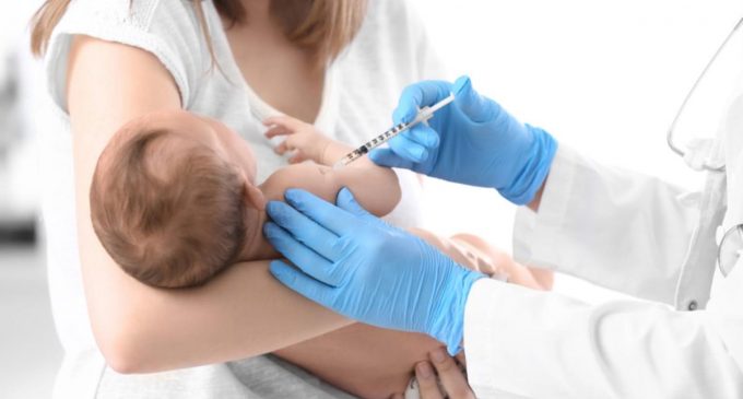Bu iddia korkuttu: Bebeklere Covid aşısı yapıldı!