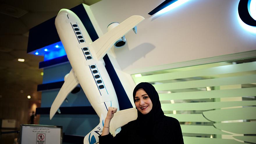Suudi kadınlar uçakta kulanabilecek